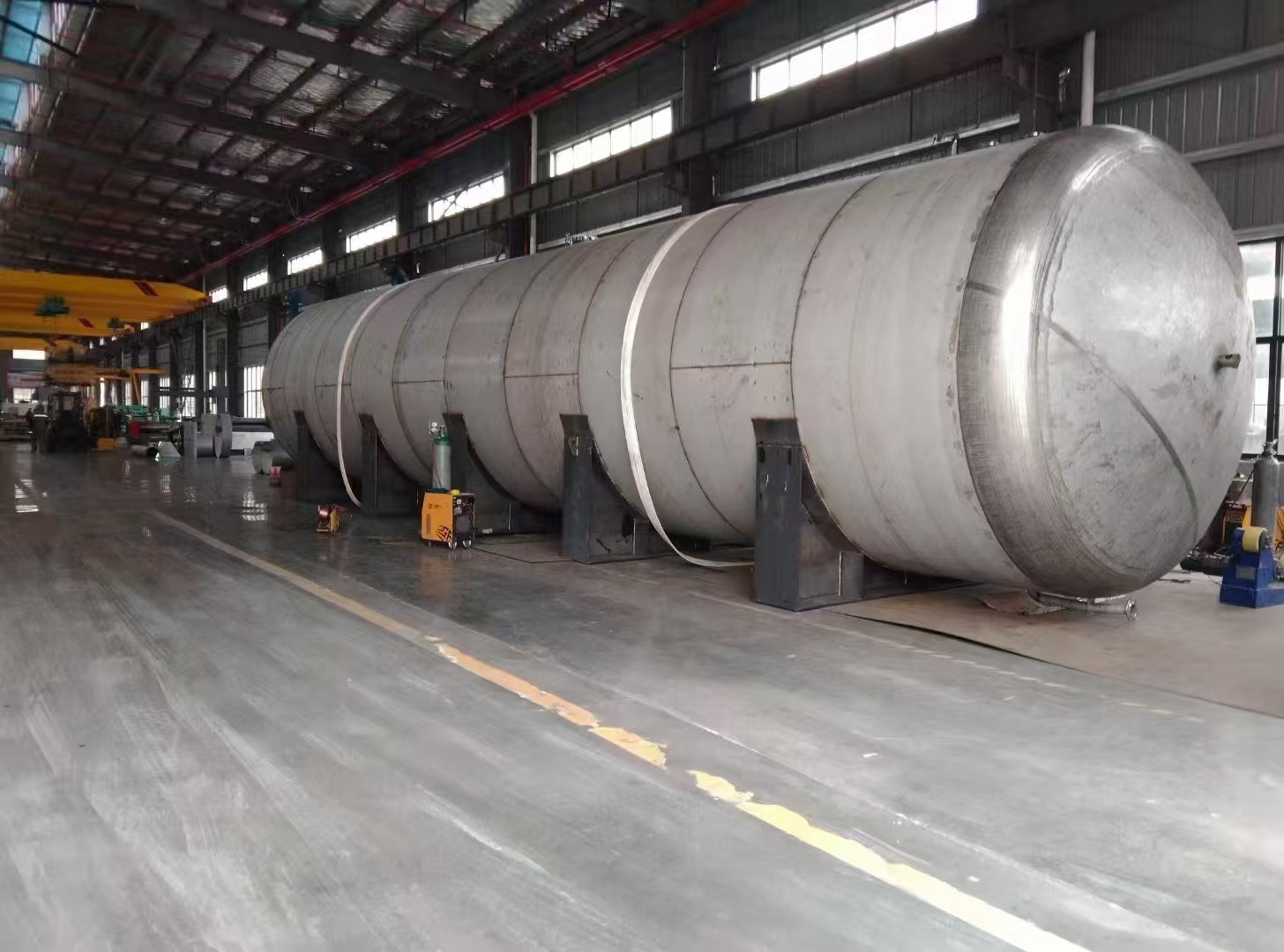 不锈钢卧式氨水储罐