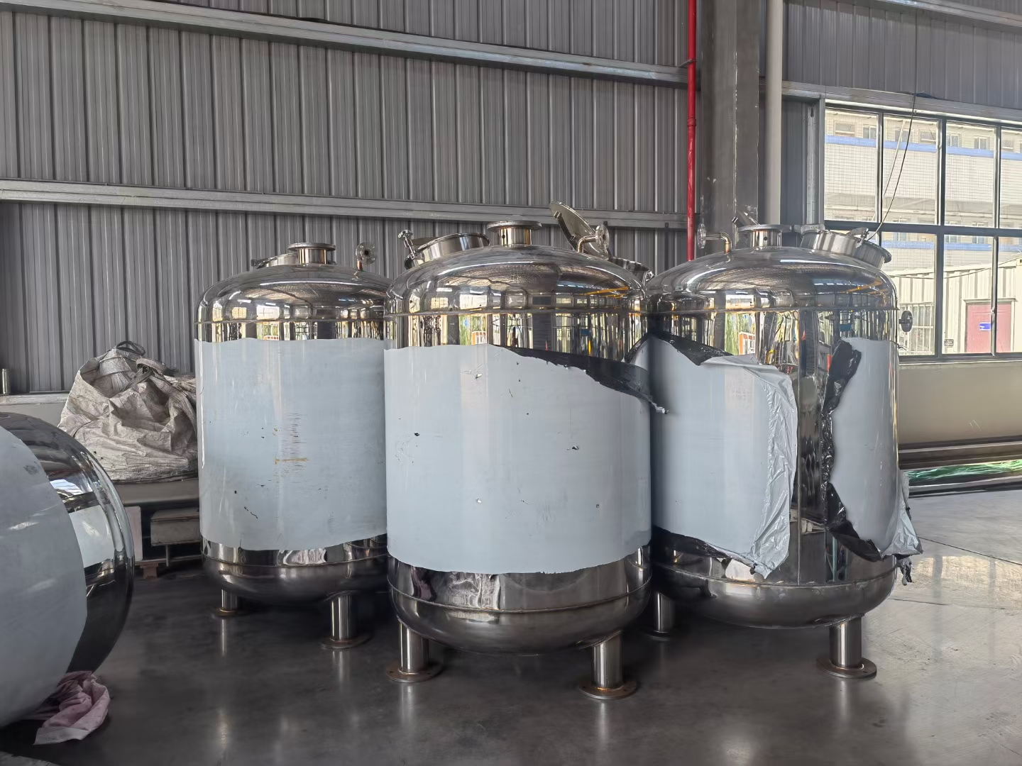抛光储罐